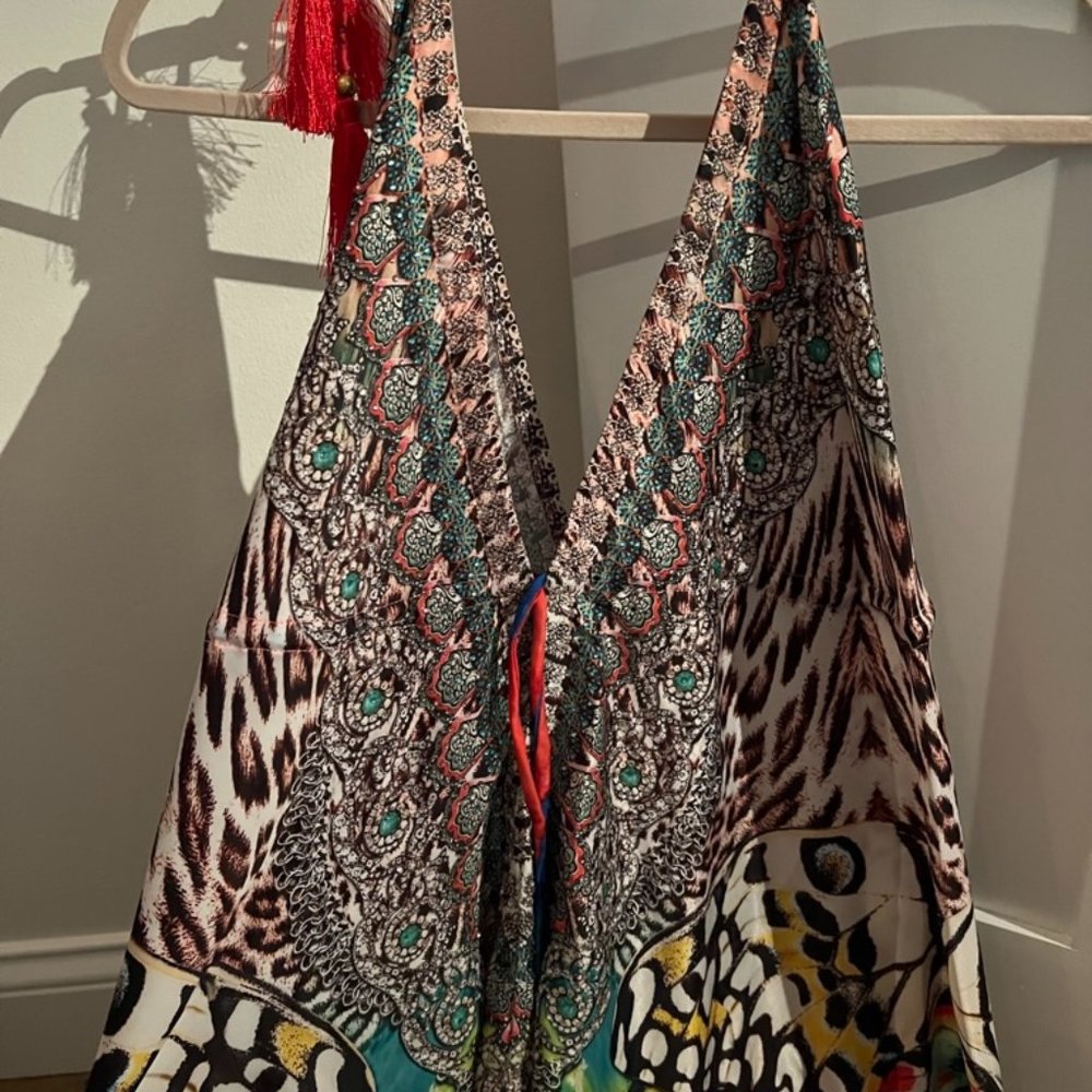 Patterned v neck maxi dress